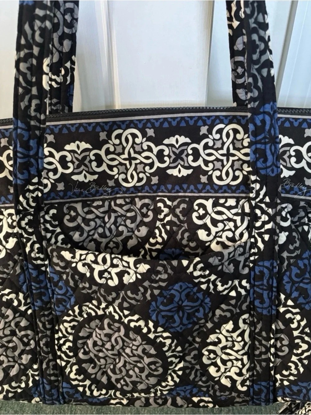 Vera Bradley set of 2 Canterberry Cobalt Large Tote Bags Zip Travel & Shoulder